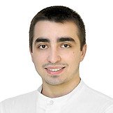 Врач Бакаев Аслан Наипович