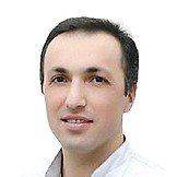Врач Исламов Ровшан Надирович