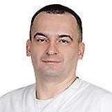 Врач Лобзов Михаил Сергеевич