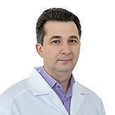 Врач Михайлов Денис Владимирович