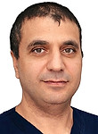 Врач Нафакх Мохамед Недал Наим