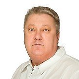 Врач Попов Олег Александрович