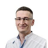 Врач Умаев Артур Алимадович